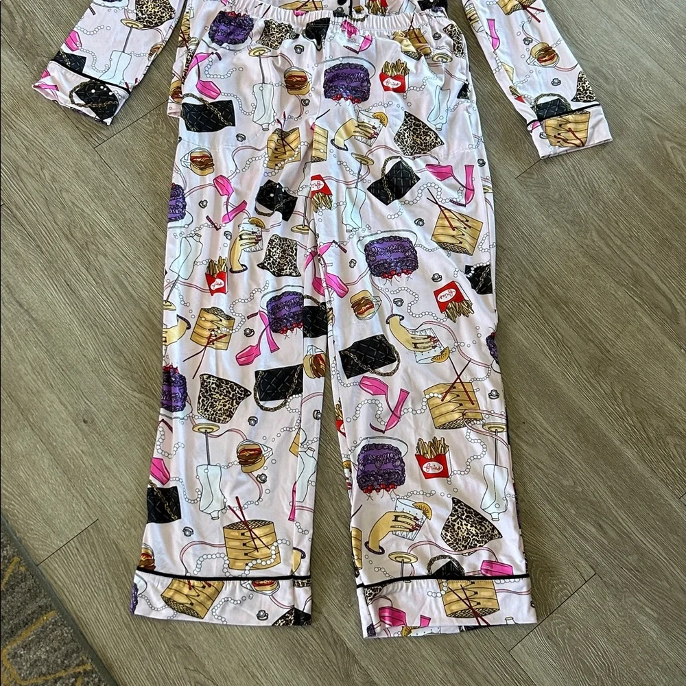 Vera Wang girly pajamas - Picture 5 of 5